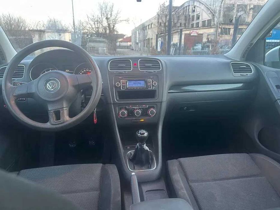 VOLKSWAGEN Golf 2010 — imagine 3