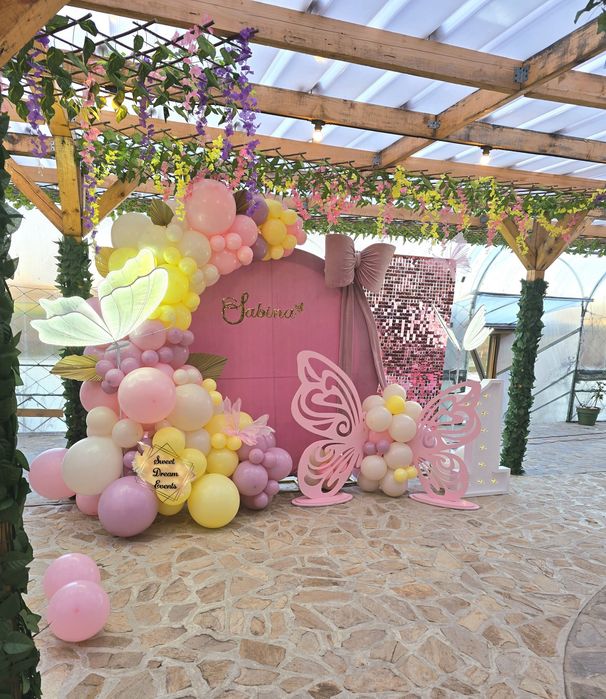 Decor nunta, botez, Panou baloane, Aranjamente de masa, Prezidiu