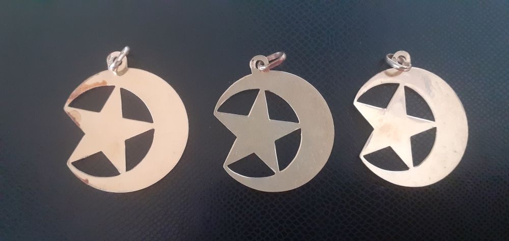 Медальон полумесец златен