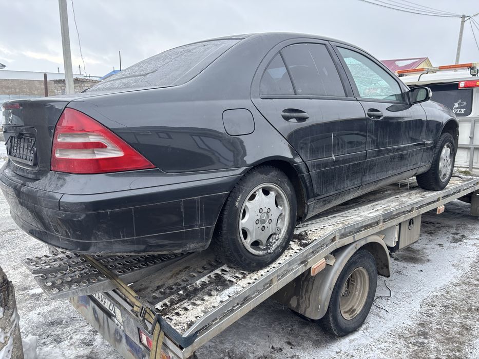 Мерседес 203 на запчасти