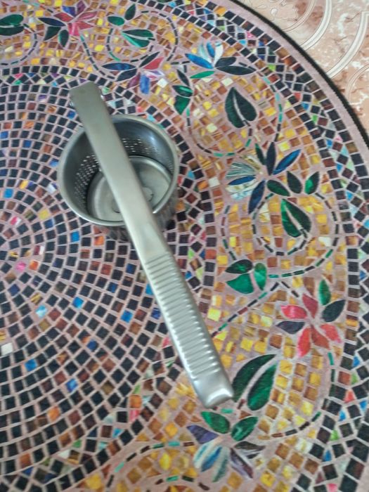 Метална неръждаема преса (изстисквачка)