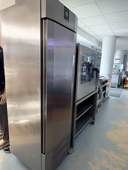 Frigider inox Precision Uk