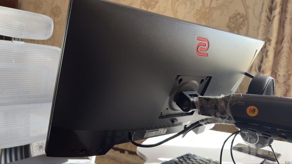 Игровой монитор Benq Zowie 2566x