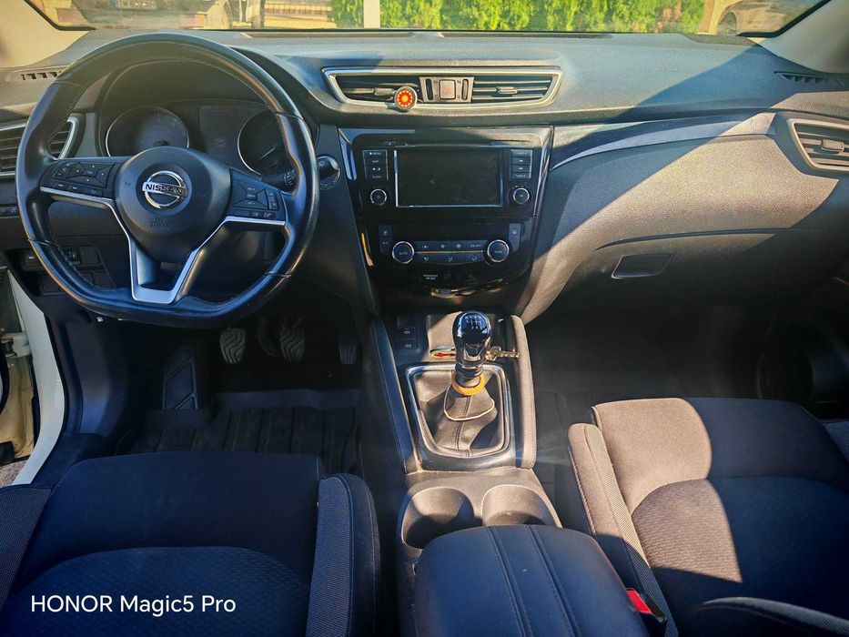 Vând auto Nissan Quashqai