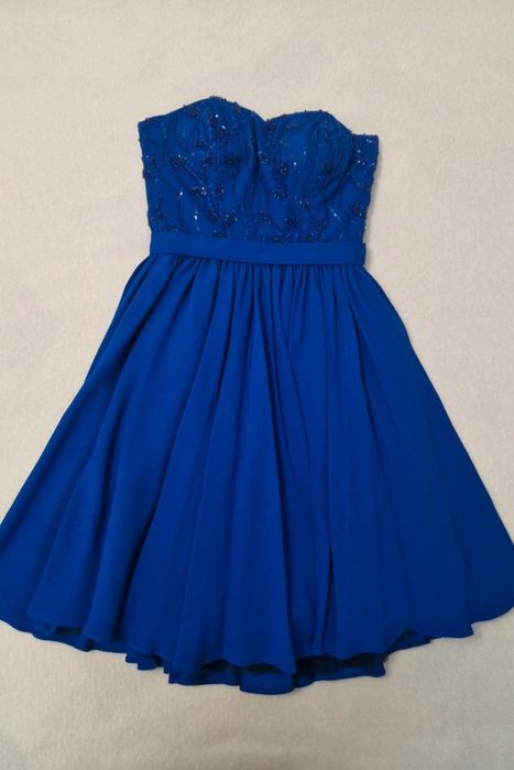 Rochie de ocazie făcută pe comanda bleumaren