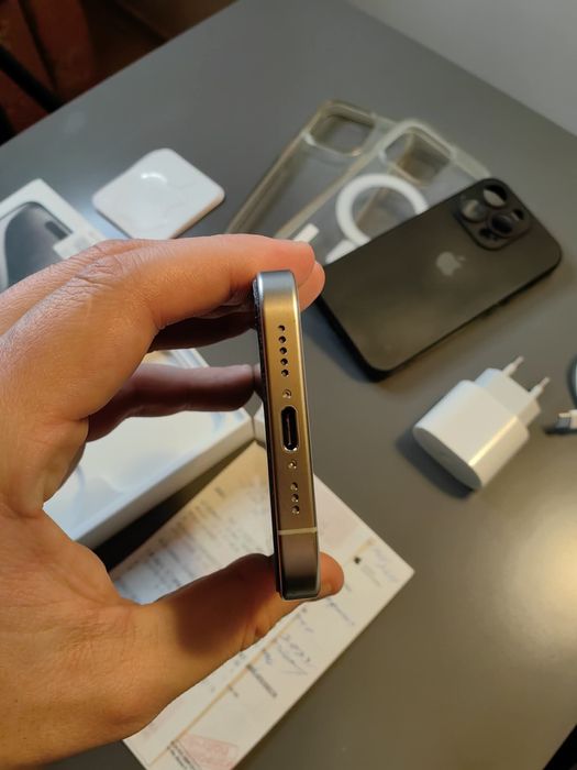 iPhone 15 PRO 256 GB