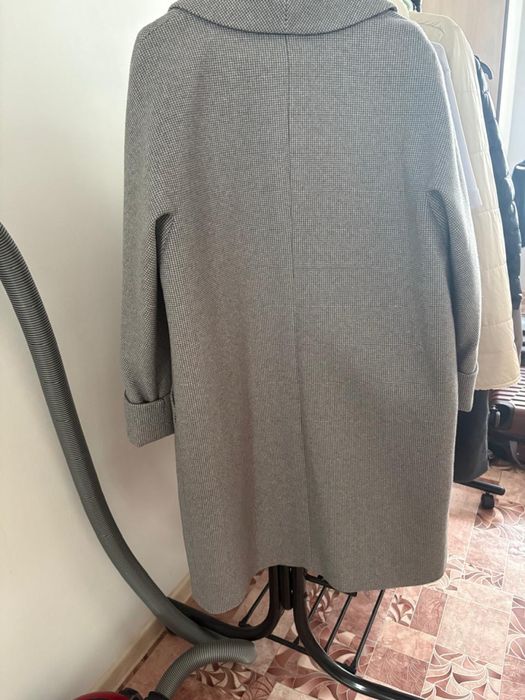 Женское пальто размер 48