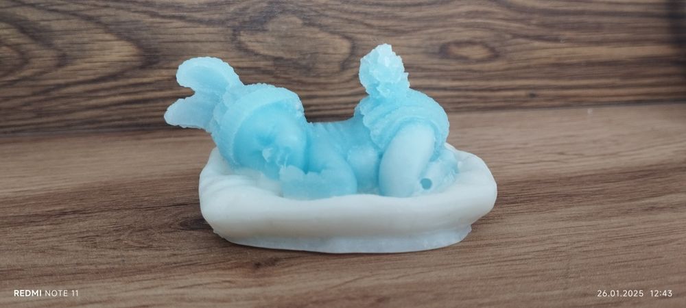 Ръчно изработени подаръчета от гипс и восък :)

Изработвам с