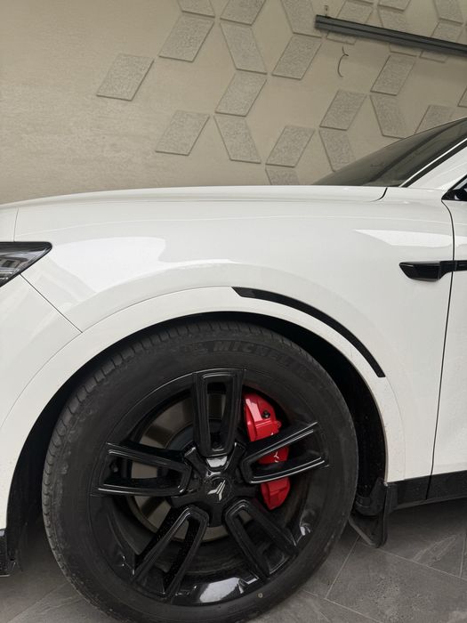 Voyah Free Apollo Tech gibrid