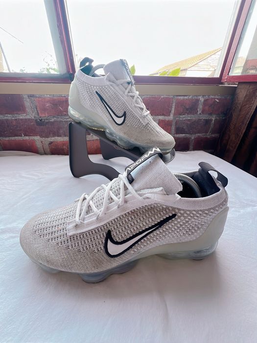 Adidasi Nike Vapormax