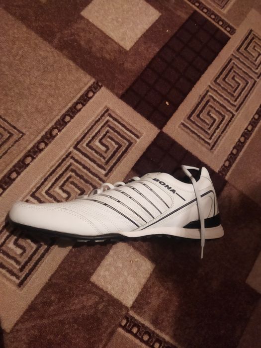 Кроссовки новые мужские