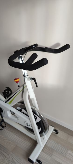 Bicicleta spinning semiprofesionala HouseFit HB 8237C