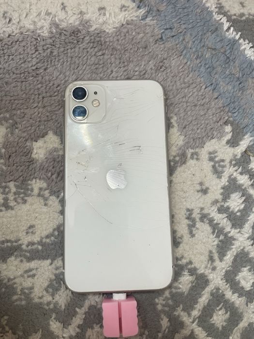 Iphone 11 128 g в хорошем сост