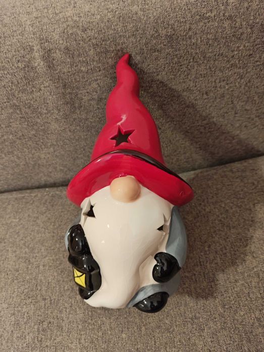 Порцеланов свещник елф/гном