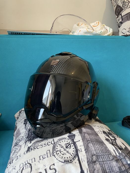 Продается мотошлем Scorpion exo texh carbon