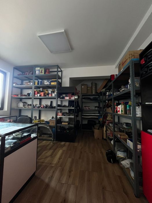 Сервиз МЕВА АУТО Ремонти на камиони ; тирове