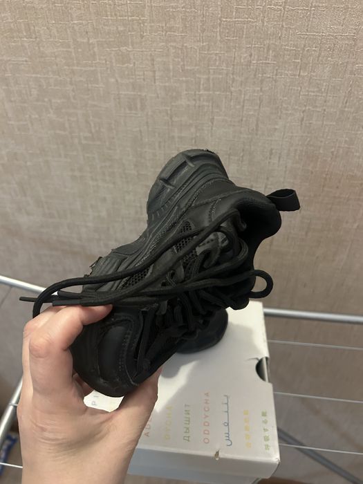 Детские кроссовки