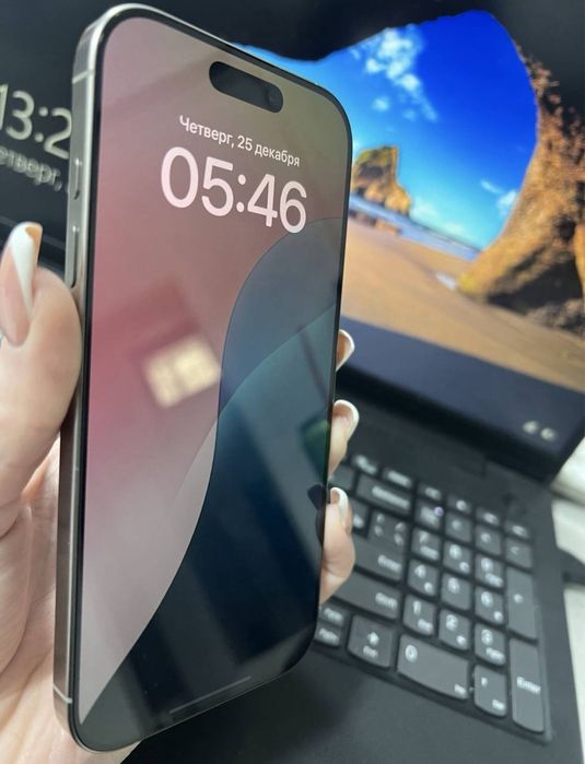 Продам айфон 16 про