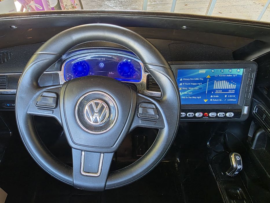 Vw Touareg електрическа количка с дистанционно