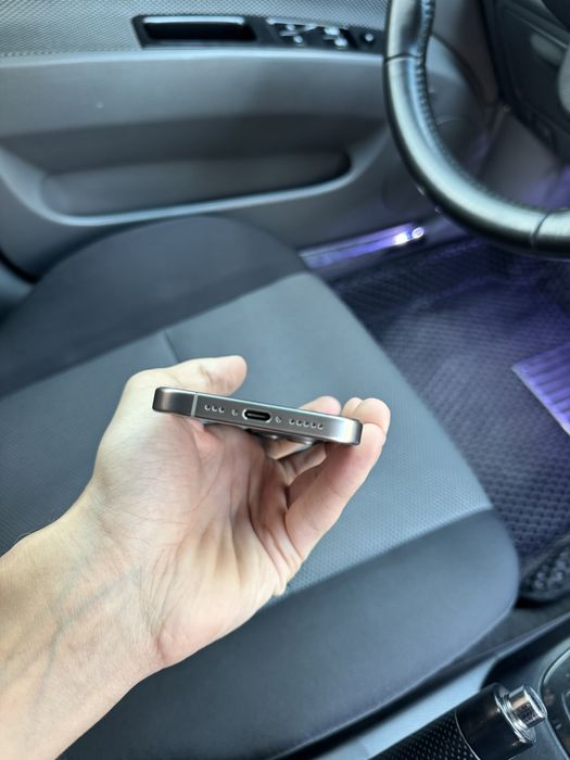 Iphone 15 Pro 256 GB Sim+Esim