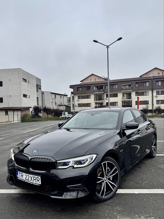 BMW Seria 3 2021 — imagine 3