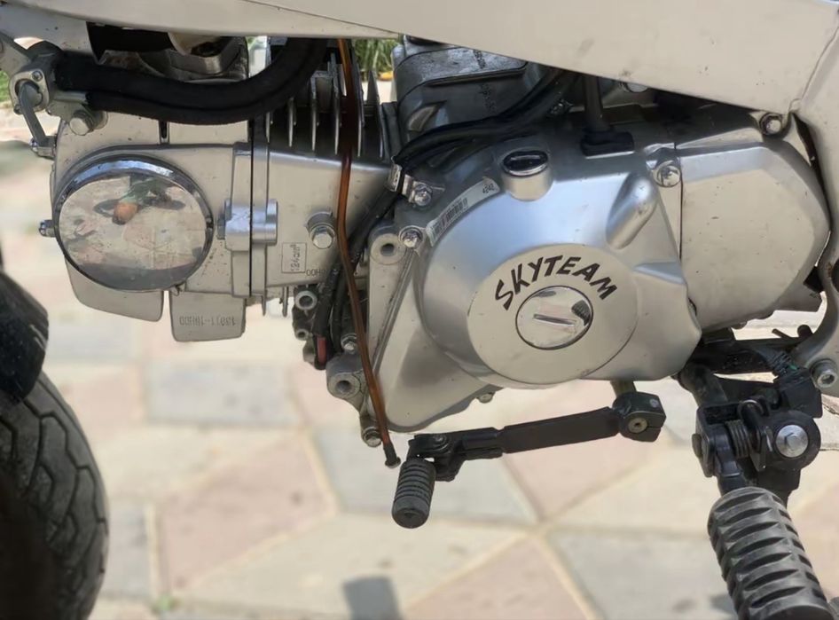 Vand  motocicleta 125cc 4 trepte sau schimb  cu kukirin g2 master2x2