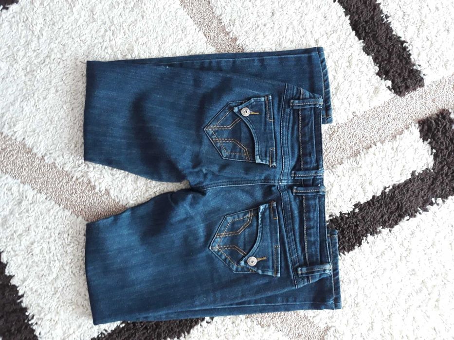 Дамски дънки различни модели нови