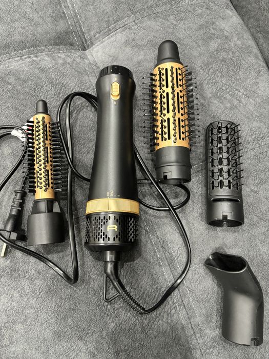 Продам фен Rowenta с насадками