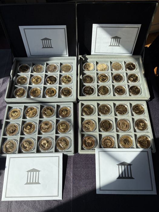Colecție "Rarități din Aur" - 48 Monede Replică + Certificate + Casete