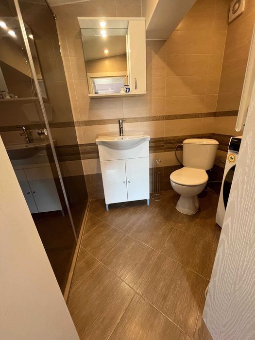 Дава се под наем Двустаен апартамент в София, Кръстова вада - 58 кв.м за 700 € - Снимка #2