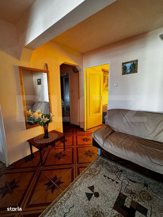 Apartament 3 camere, 86 mp, decomandat, zona Blocuri