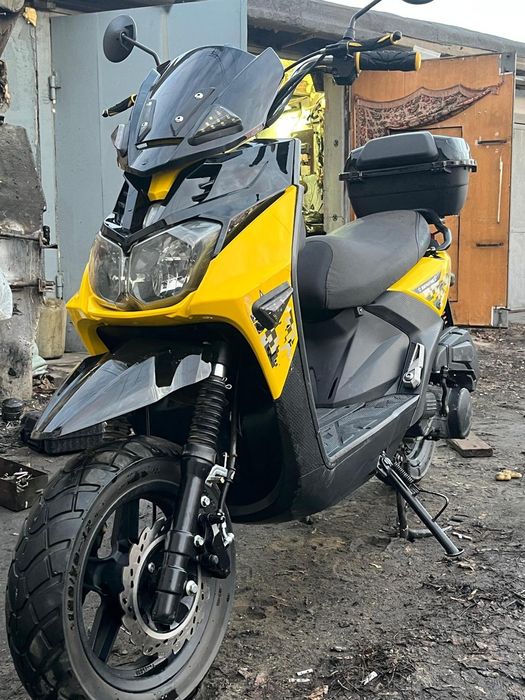 Продам скутер 150куб