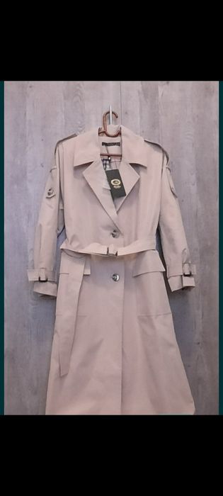 Плащ новый 20000тенге