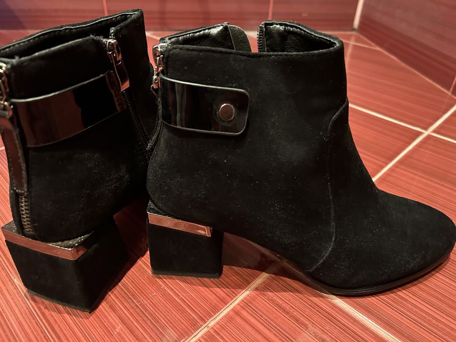 Боти ежедневно елегантни