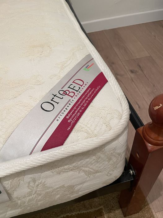 Кровать с ортопедическим матрасом