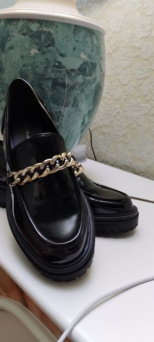 Продам женские лоферы