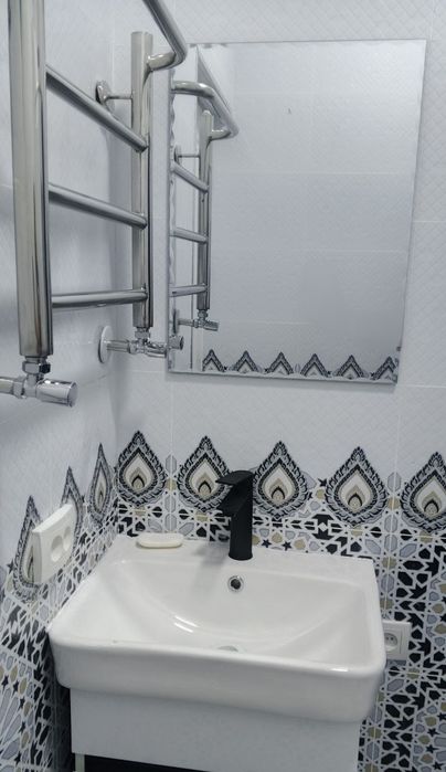 Без маклер! Зангиота зиёратгох ёнида ховли сотилади!