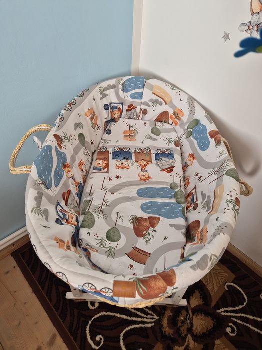 Coșuleț bebelus / patut bebelus cu sistem Leganare Ahoj Baby