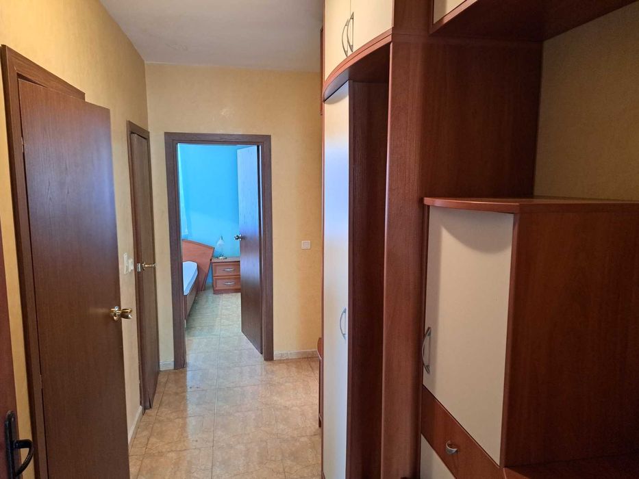 Продава се Тристаен апартамент в Свети Влас - 195000 кв.м за 1 €/кв.м - Снимка #9