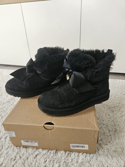 Ugg negre de vanzare