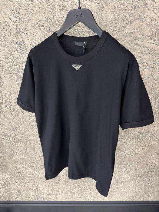 Тениска Prada Noir Black топ изработка размер М Oversize