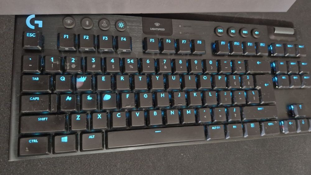Logitech TkL 915