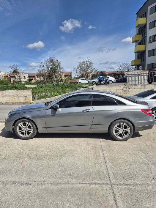 MERCEDES-BENZ E-Class 2011 — imagine 4