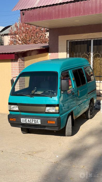 Дамас сотилади..