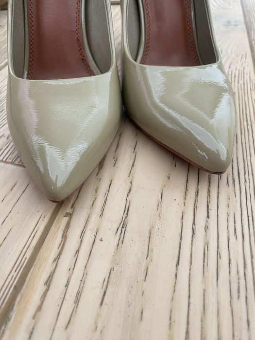 Туфли идеальные лак кожа натур.