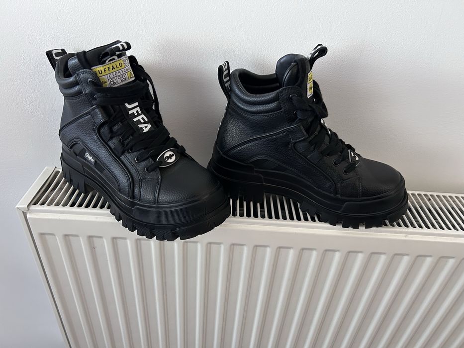 Ghete cu platforma Buffalo