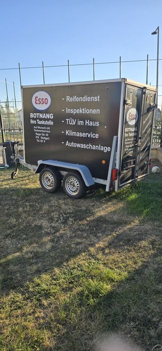Remorca inchisa din germania