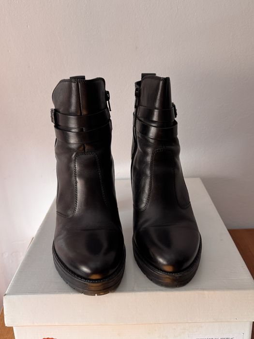 Botine piele naturala, toc 10 cm - stare impecabilă