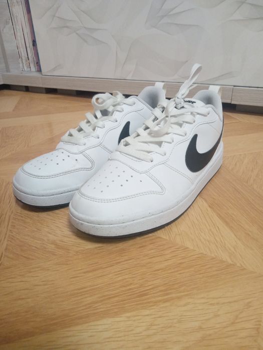 Nike court borough low recraft