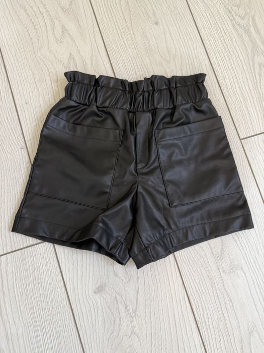 Вещи на девочку в очень хорошем состоянии!